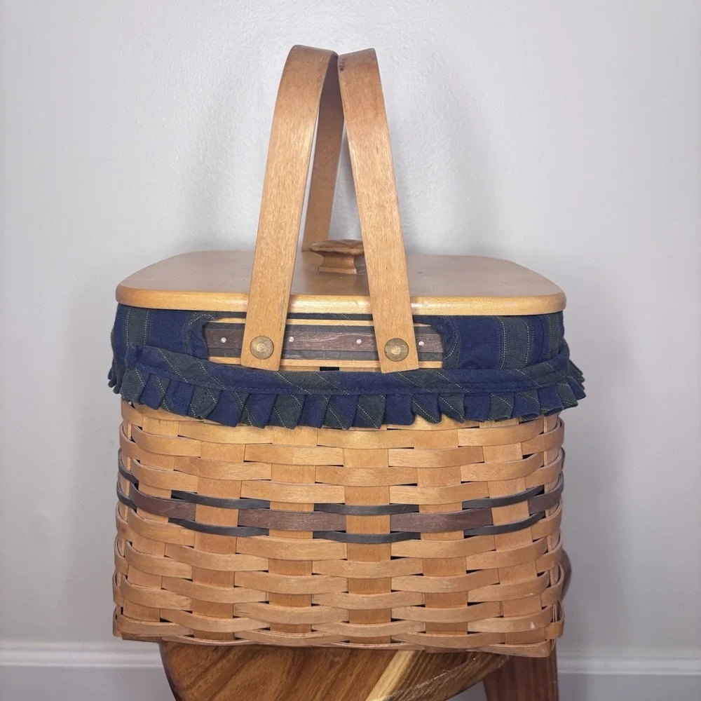 Longaberger Vintage 1998 Collectors Club Harbor Basket Liner Protector Lid